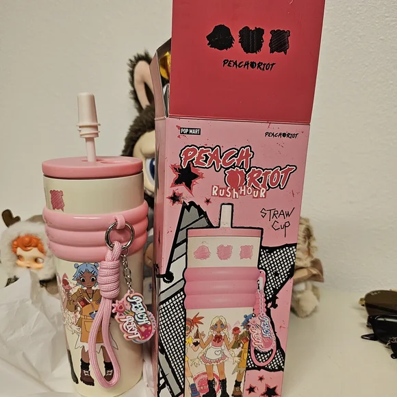 POP MART PEACH RIOT RUSH HOUR STRAW CUP - Picture 1 of 9